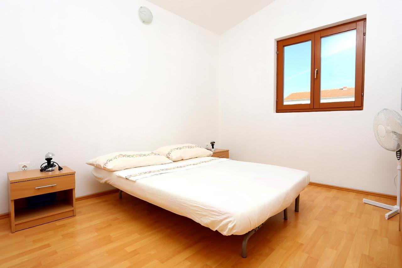 Apartments By The Sea Rogoznica - 10338 外观 照片